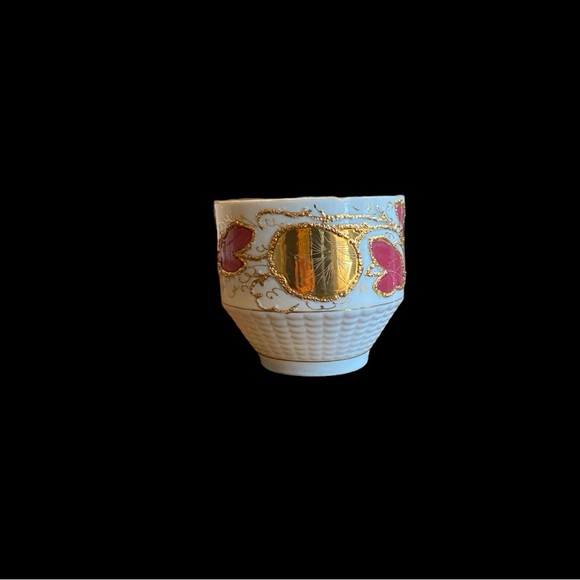 Vintage porcelain coffee cup & saucer heavy gold trim 3-1/4” tall x 3.5” across - Picture 7 of 12